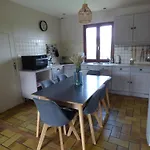 Hébergement de vacances Terre Et Mer, Maison Avec Jardin