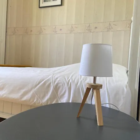 Semesterbostad Terre Et Mer, Maison Avec Jardin *